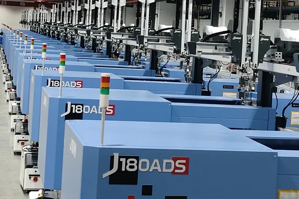 40 robots ST5 entregados a un fabricante de electrónica con sede en Dongguan